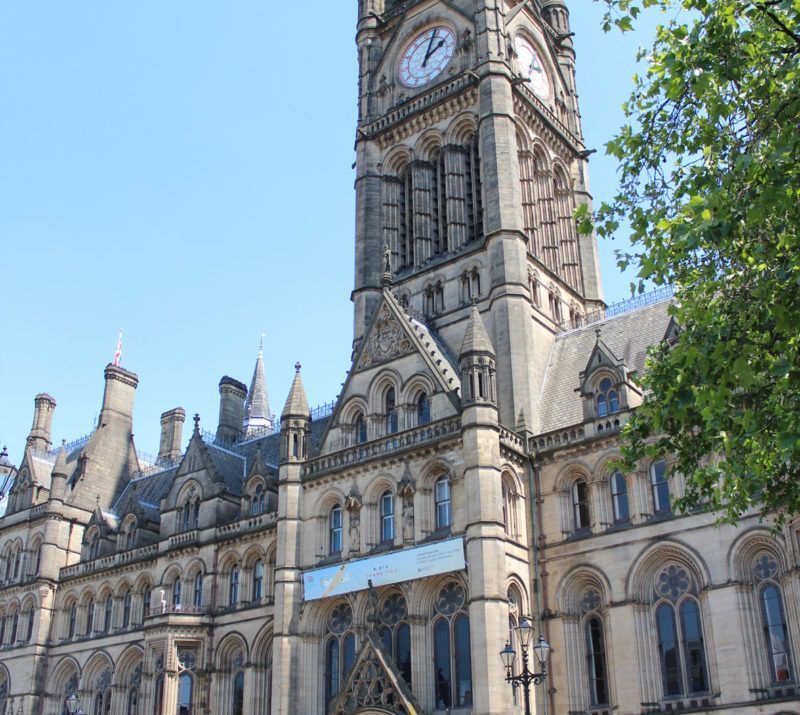 manchester-town-hall-exterior-med-300
